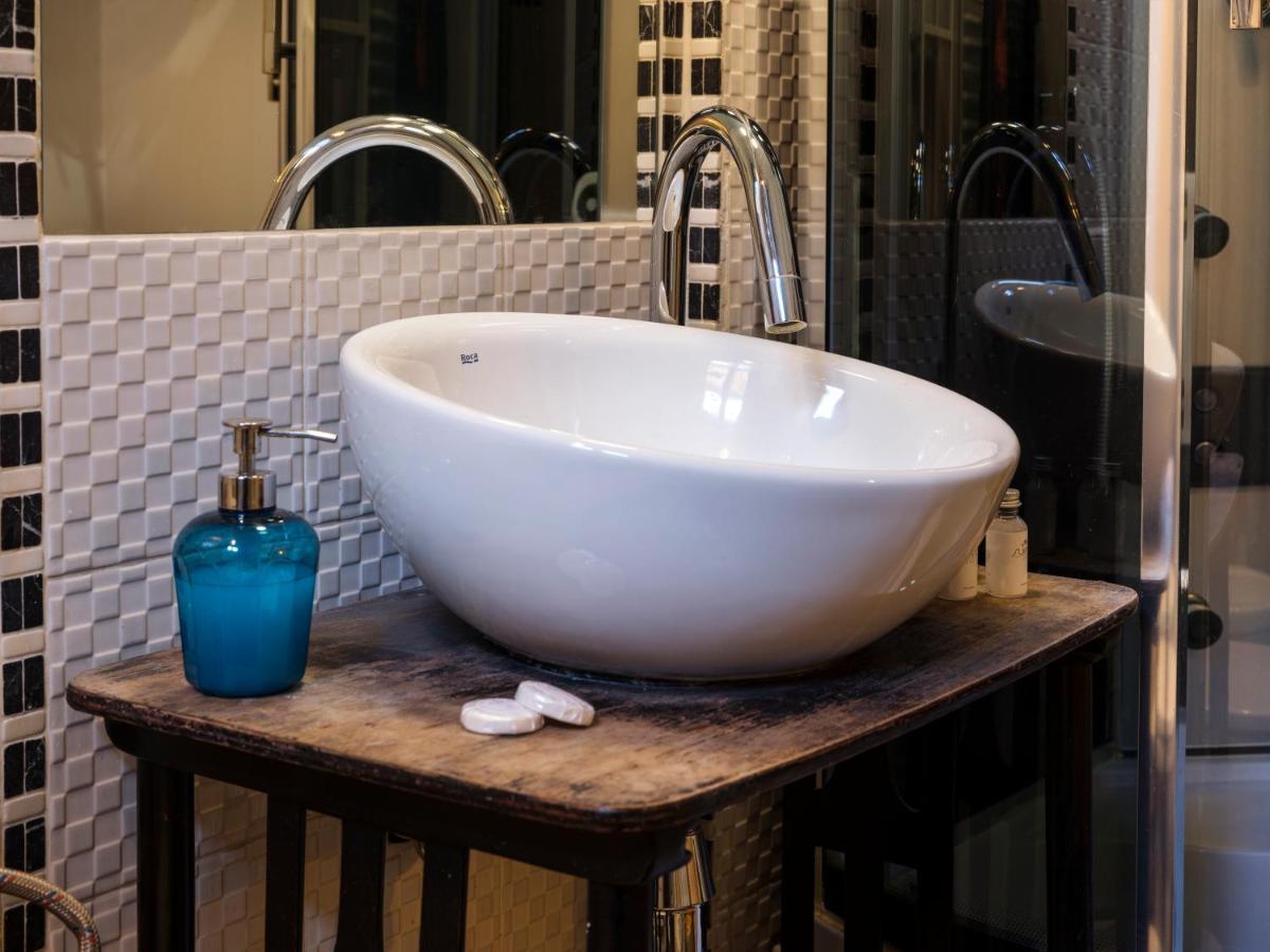 Cracwow Market Squere Apartment Krakow Bagian luar foto