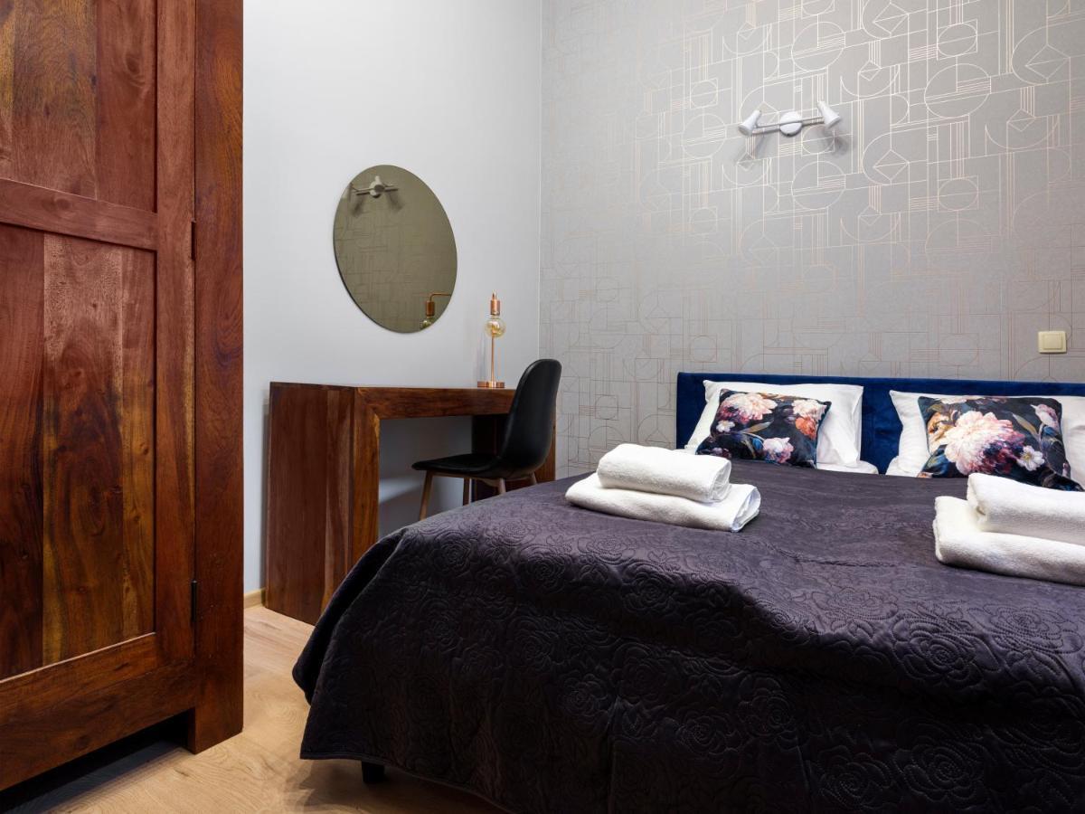 Cracwow Market Squere Apartment Krakow Bagian luar foto