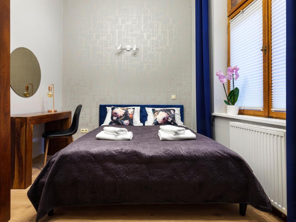 Cracwow Market Squere Apartment Krakow Bagian luar foto